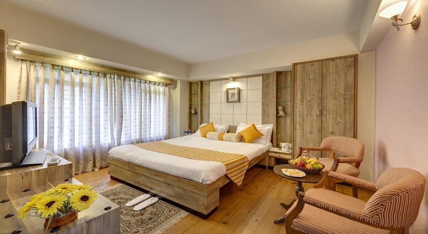 Viceroy Hotel